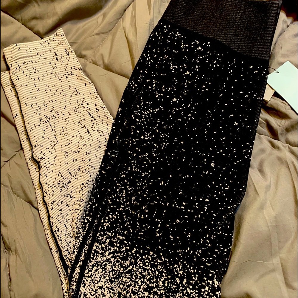 NWOT ZELLA YOGA PANTS